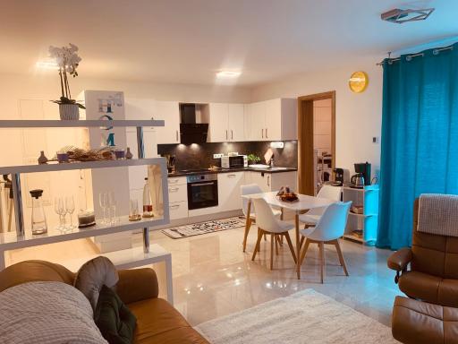 Ferienwohnung-Weinstadt UG - Housity