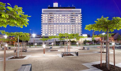 Hotel Cernigov - Housity