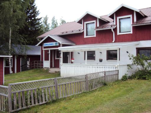 Lomaässä - Housity