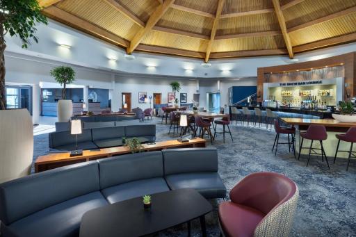 Delta Hotels by Marriott Waltham Abbey - Housity