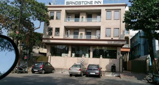 Hotel Sandstone INN - Housity