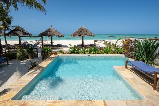 Beachfront Villa Thamani with Private Pool ZanzibarHouses - Housity