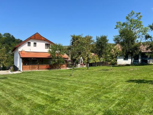 Lenilla Guesthouse - Housity