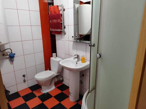 Апартаменти на Вул Перемоги 8 дрiб 3 - Housity