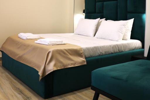 Up Apartments - Housity