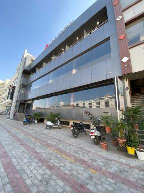 JB Residency Zirakpur !! Top Rated & Most Awarded Property in Zirakpur - Housity