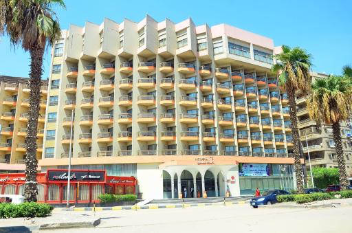 Aracan Pyramids Hotel - Housity