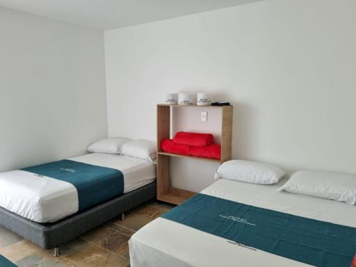 Hotel Puerto Triunfo - Housity