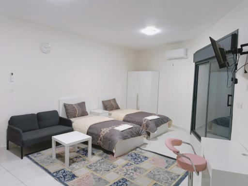 For Women Only - للنساء فقط - Housity