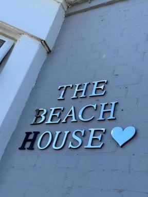 The Beach House - Housity