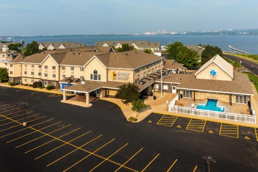 Stoney Creek Hotel Peoria - Housity
