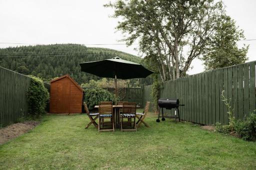 3BD House Fantastic Mountain views Innerleithen - Housity