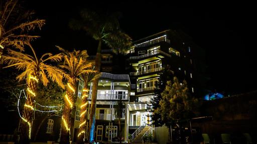 Ayushman Retreat - Housity