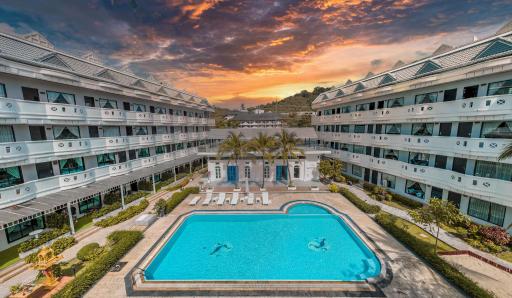 Blue Carina Hotel Phuket - Housity