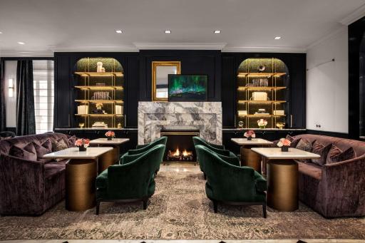 Waldorf Astoria Chicago - Housity