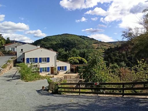 Gîte la côte des bleuets de Retourtour - Housity