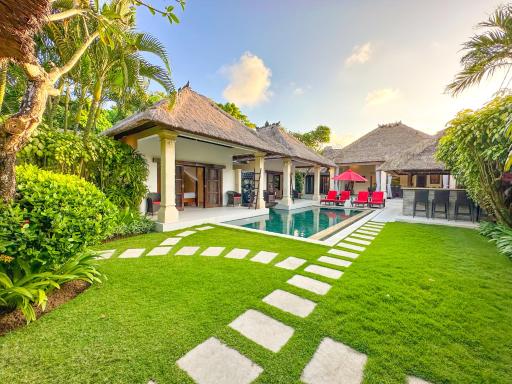 Villa Bugis Seminyak - Housity