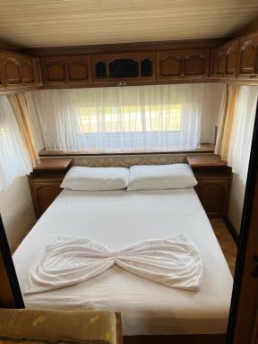 Windmill Caravans - Housity
