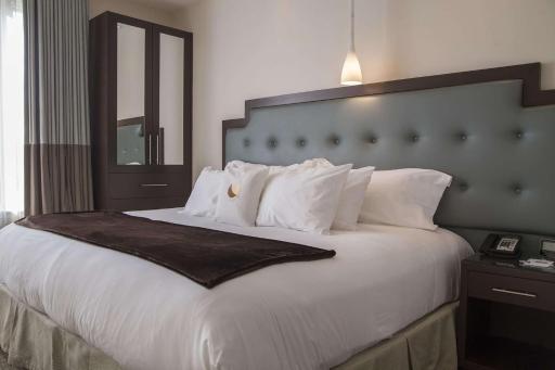 Condor Hotel by LuxUrban - Housity
