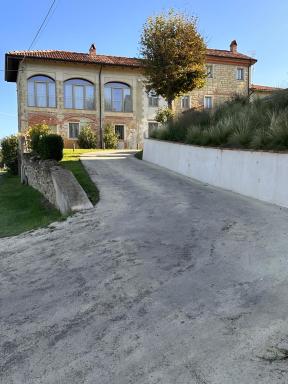 Cortile Costanzana - Housity