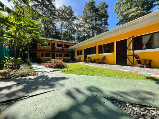 Las Casitas de Playa Ne gra - Housity