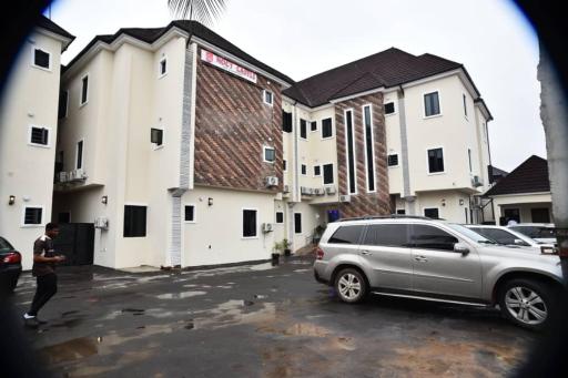 Nocy Castle - Housity