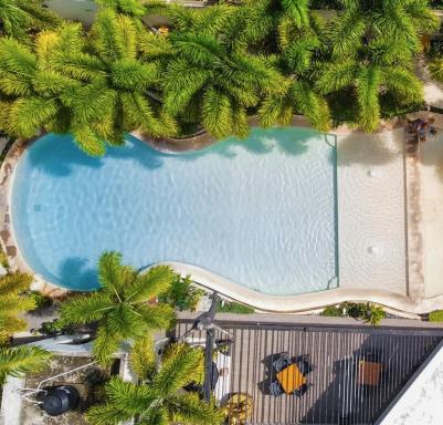Hotel & Suites Country - Housity