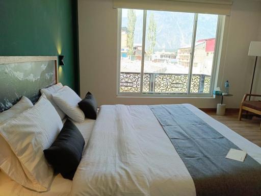 LOKAL Rooms x Kalam (Valley) - Housity