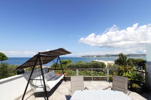 Apartment Karmen with sea view - Housity