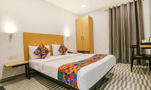 FabHotel CH House - Housity