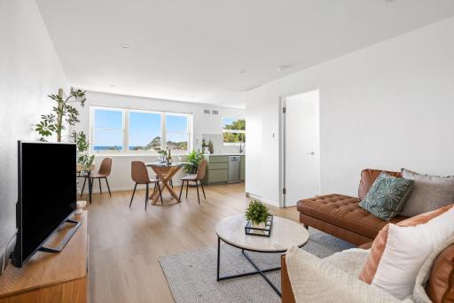 Coogee Ocean View - Deluxe one bedroom apartment - Housity