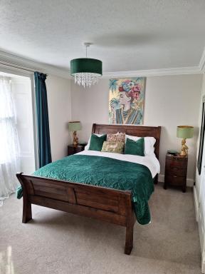 Slate Hall - Housity