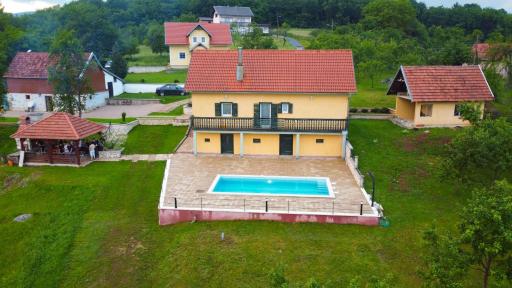 House Roza - Housity