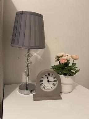 Divine Room - Housity