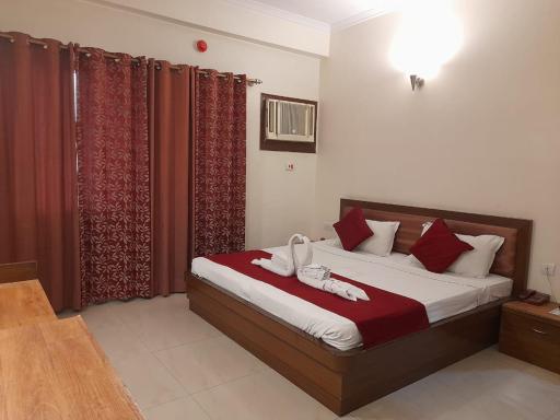 Hotel Maiden Residency - Housity