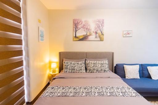 Cozy and Modern Condo Unit with Seaview near Airport at Saekyung 956 Condominium, Looc, Lapu-lapu City, Cebu, Philippines - Housity
