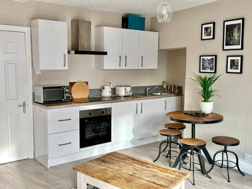 Blossoms Reach - 2 minutes from station and city centre - Housity
