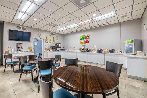 Quality Inn and Conference Center Tampa-Brandon - Housity