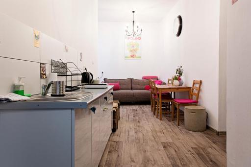 Hostel Królewska - Housity