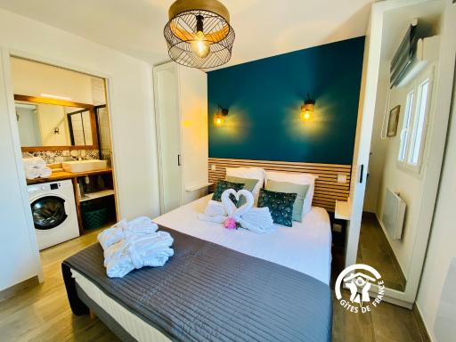 Gîte & Spa Le Villemachois - 4 étoiles - Jacuzzi couvert - Calme et Indépendant - Clim - Parking - 5 min Carcassonne - Housity