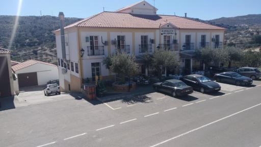 Hotel Rural-Restaurante Los Olivos - Housity