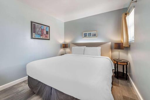 La Flora by LuxUrban Trademark Collection by Wyndham - Housity