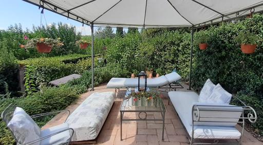 Bilocale in strada Vestricciano Genna con giardino privato - Housity