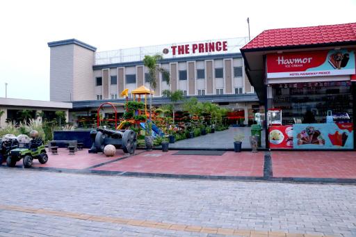 The Prince Highway Hotel - Housity