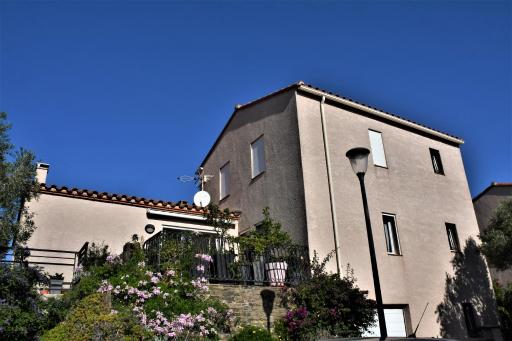 Appartement sur les Hauteurs de Port-Vendres - Housity