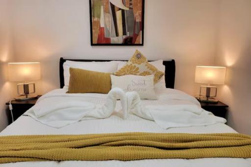 Modern Oasis In Richmond Hill, The Place For You! - Housity