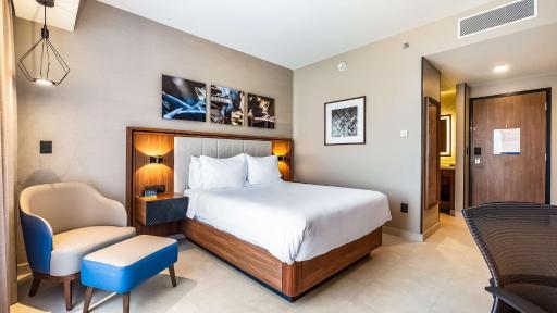 Hampton Inn By Hilton Nuevo Vallarta - Housity