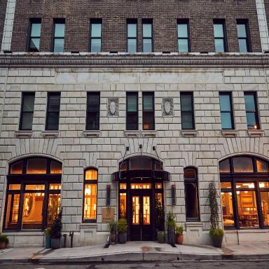 The Drayton Hotel Savannah, Curio Collection by Hilton - Housity