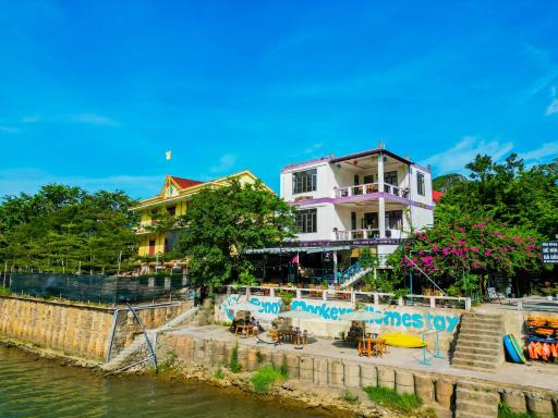 Funny Monkeys Homestay - Housity