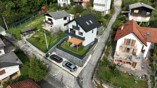 Guesthouse Maya**** - Housity